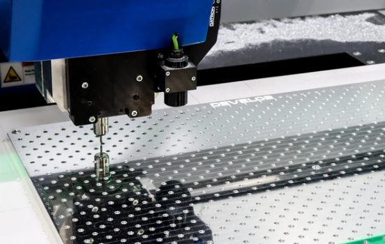 blog-thread-milling-on-a-datron-high-speed-machining-center